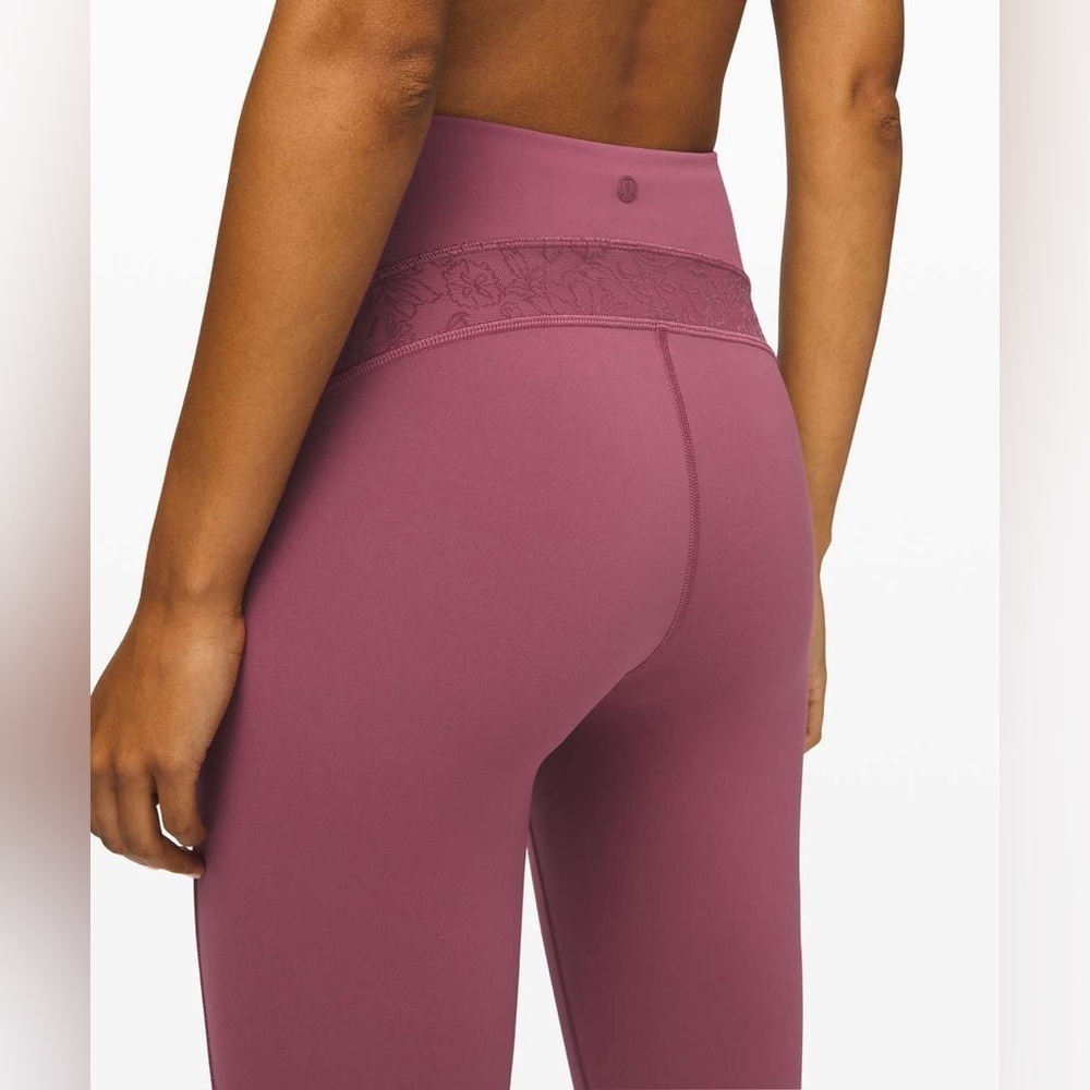 Lululemon Wunder Under Crop High-Rise Flocked Everlux
Plumful